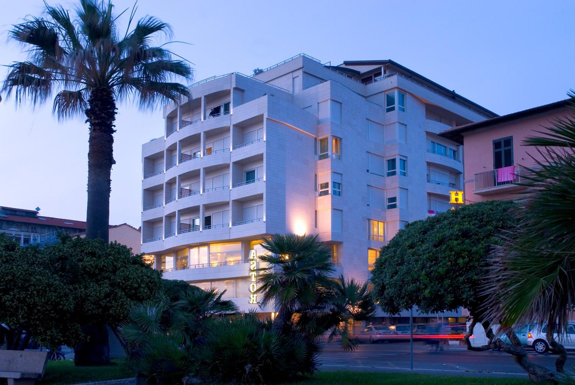 Hotel Sina Astor Viareggio Exterior photo